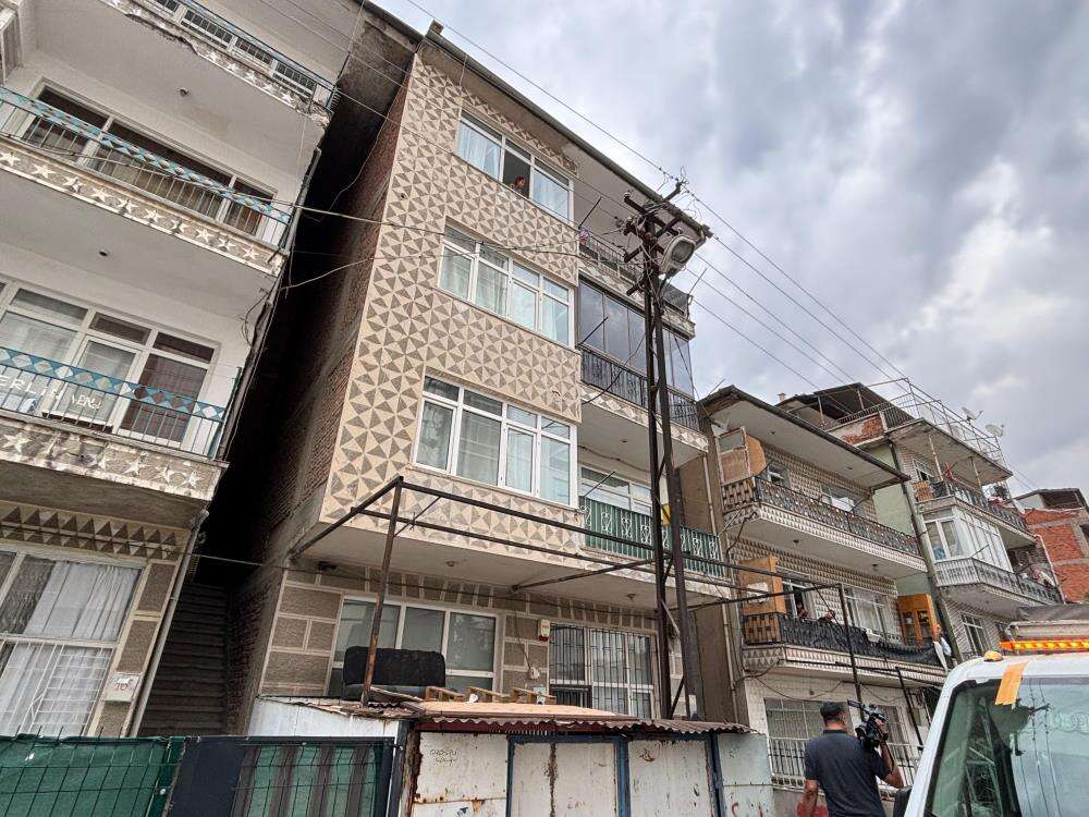 2 arkadaşıyla öldürülmüştü! Konya’da toprağa verildi 6